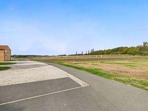 Photo 14- click for photo gallery